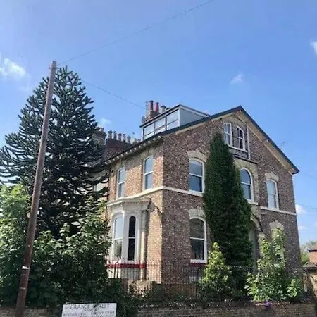 Riverside Walk Apartment